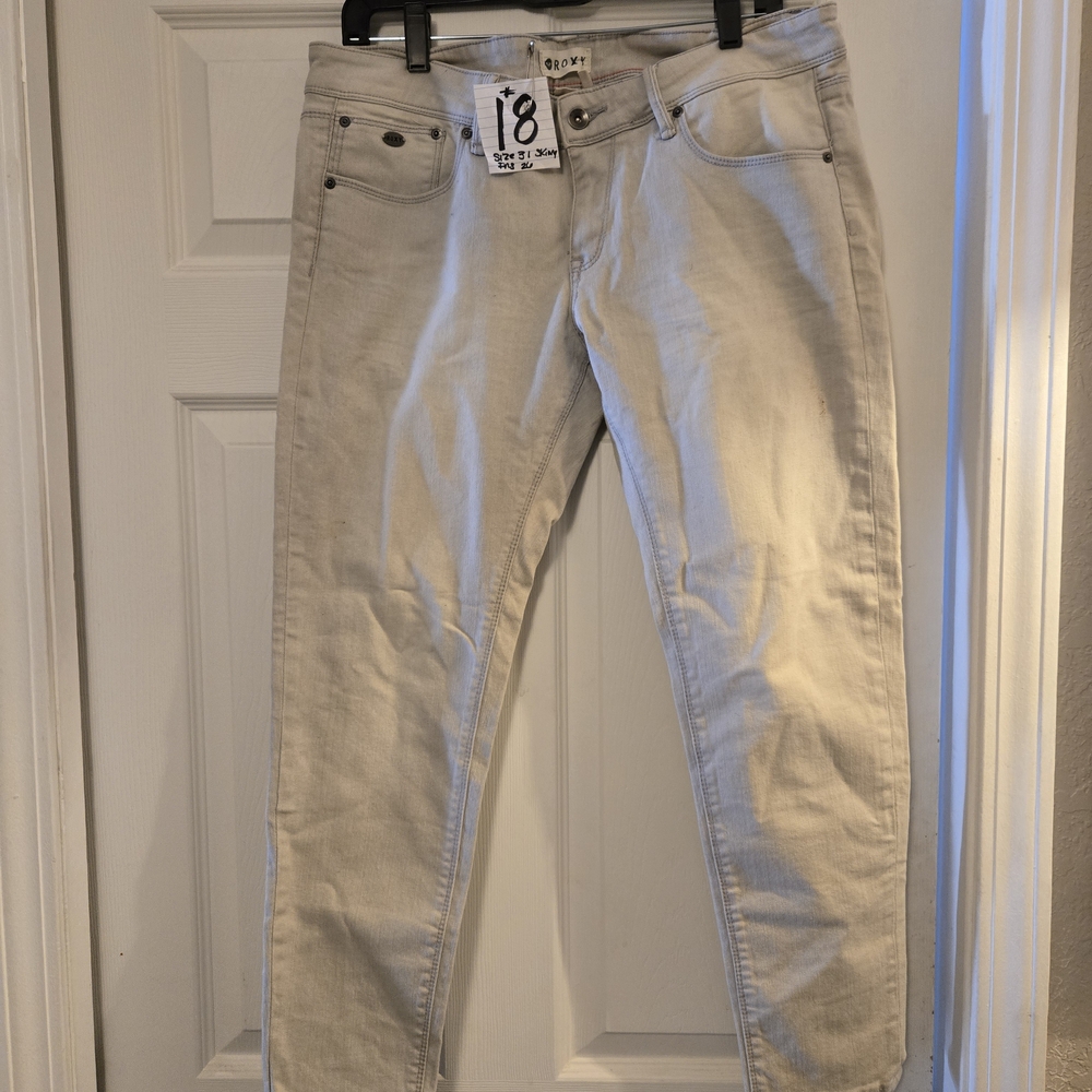 Women's Light Gray Jeans